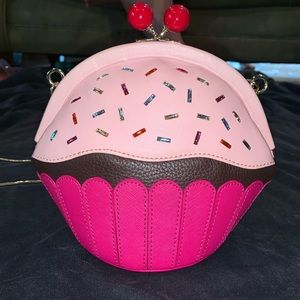 Kate Spade Cupcake crossbody bag